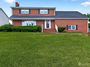 22 Franklin Blvd, Somerset, NJ 08873