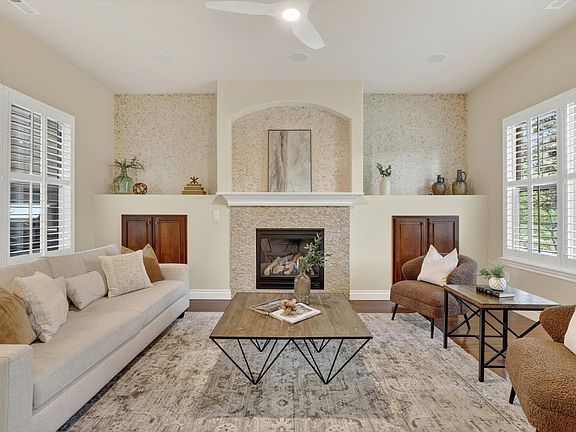 2nd image of 10126 Ridgegate Cir