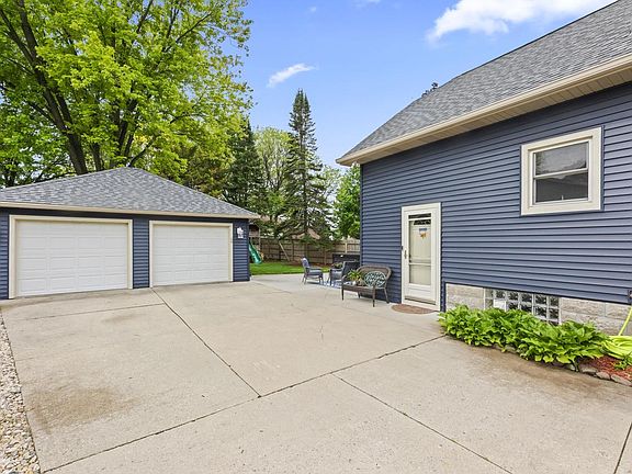 3rd image of 9009 W Cold Spring ROAD