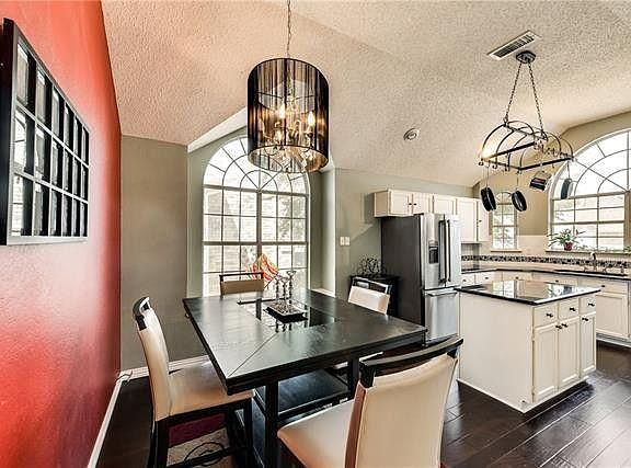 2nd image of 2409 Creekhaven Dr