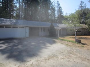 303 Livingston Way, Grants Pass, OR 97526