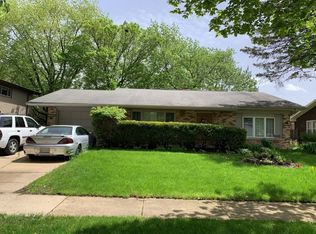120 Pepperwood Dr, Bolingbrook, IL 60440