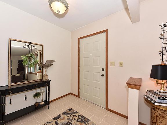 3rd image of 5944 S 35th STREET