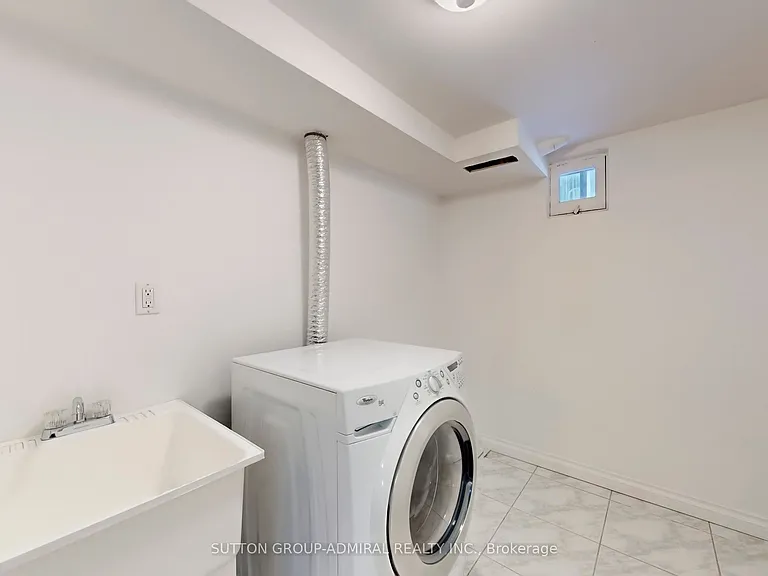 129 Crestwood Rd #BASEMENT — Photo 27