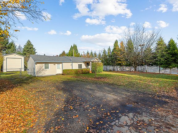 2nd image of 6404 NE 38th St