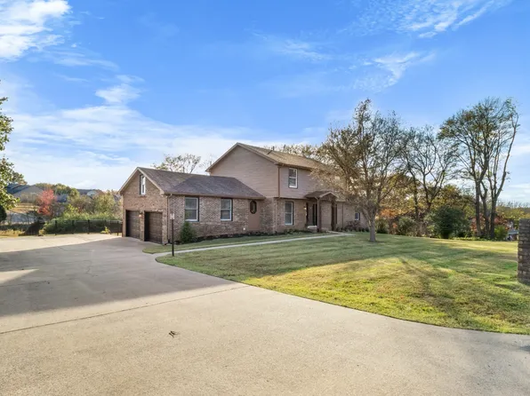 2206 Springlot Rd, Clarksville, TN 37043