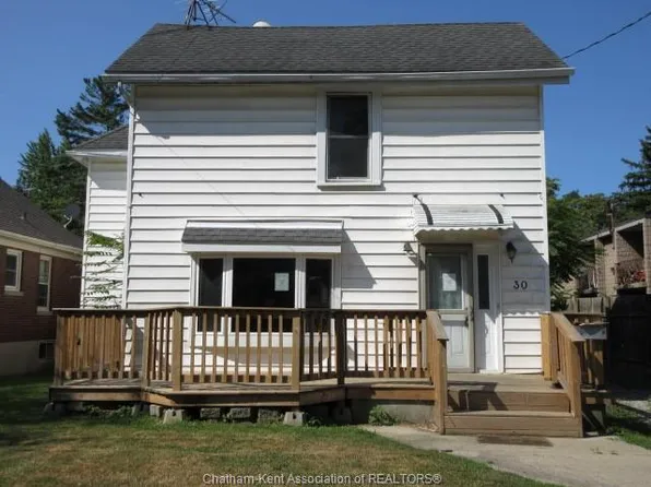 30 Delaware Ave, Chatham Kent, ON N7L 2W2