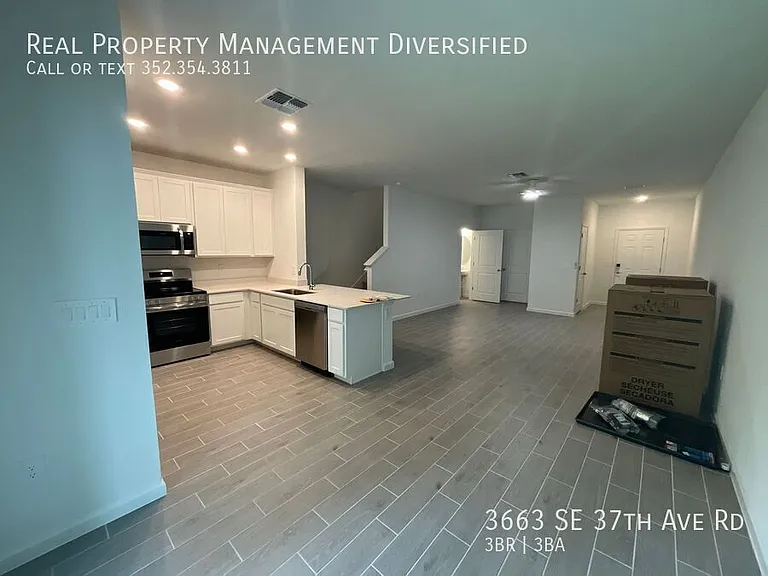 3663 SE 37th Avenue Rd — Photo 6