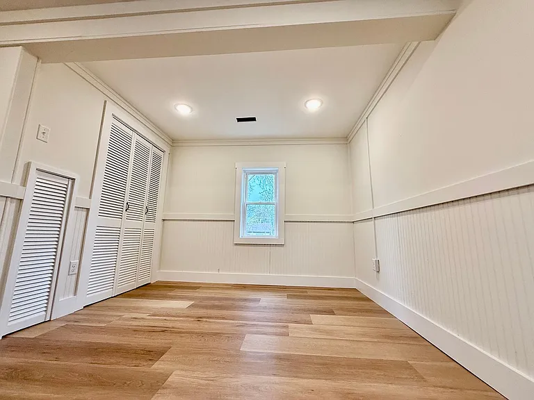 122 N Roosevelt St — Photo 6