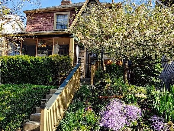 3rd image of 328 Olentangy St