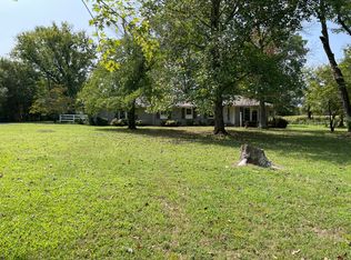 2525 Dilton Mankin Rd, Murfreesboro, TN 37127