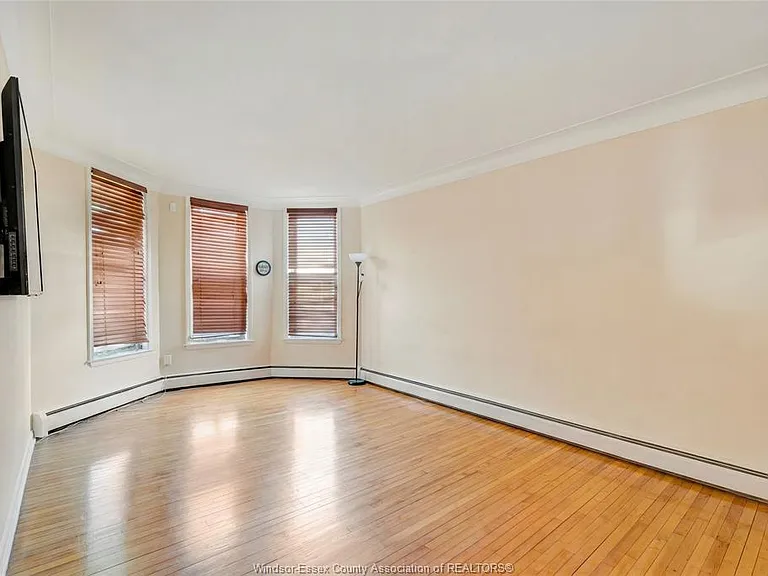 394 Cameron Ave — Photo 3