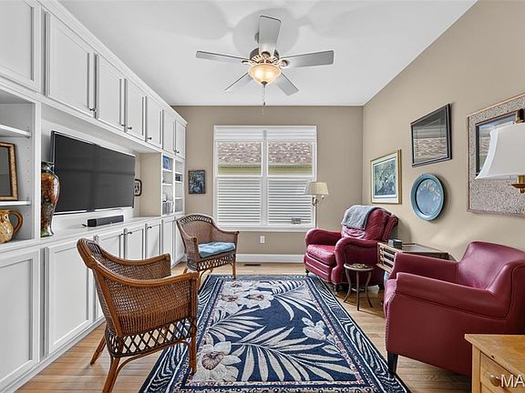 5th image of 571 Owls Perch Dr