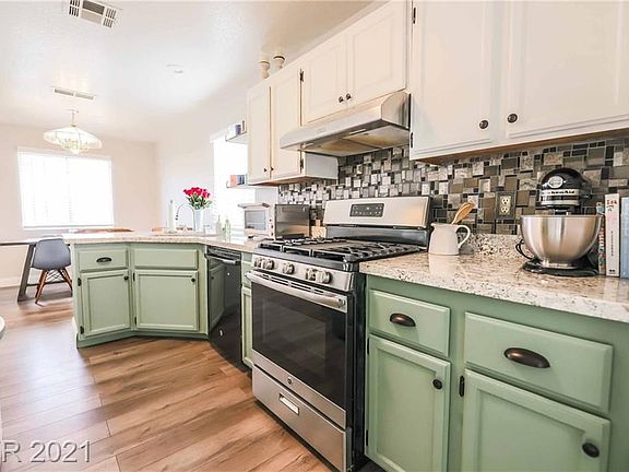 5th image of 7188 Honeysuckle Ct