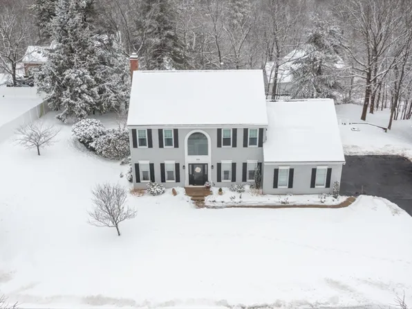 244 Robert Rd, Marlborough, MA 01752