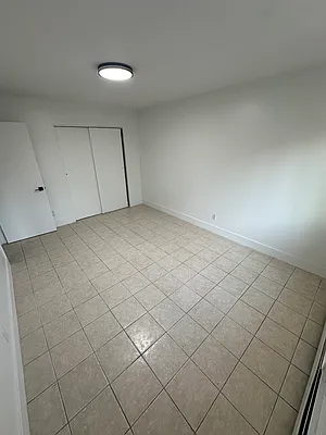 Rented by Capri Jet Realty Corp | media 9