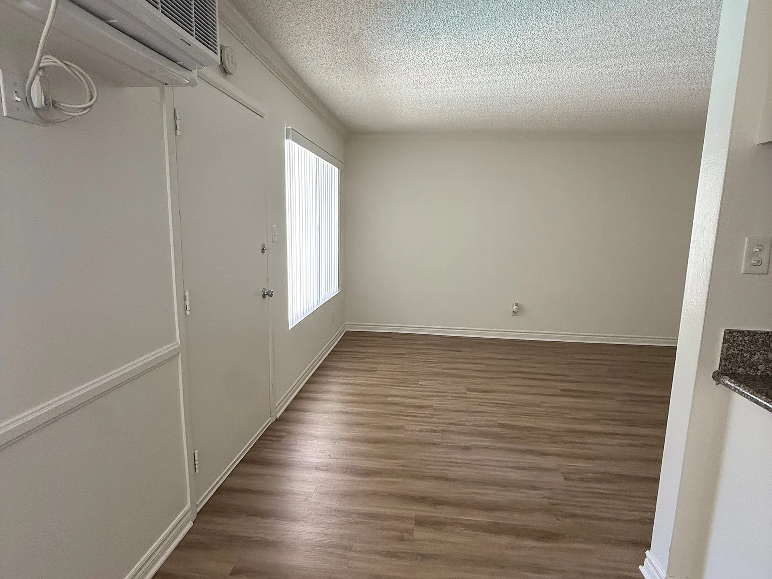 Plantation Apartments — Photo 4