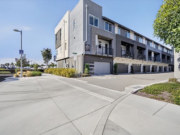 2nd image of 3493 Router Cmn