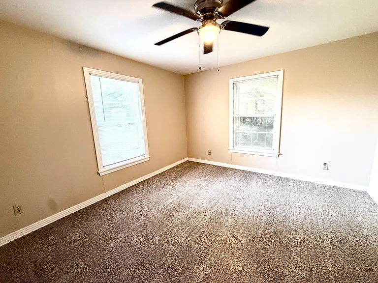 129 W Ann Dr — Photo 8