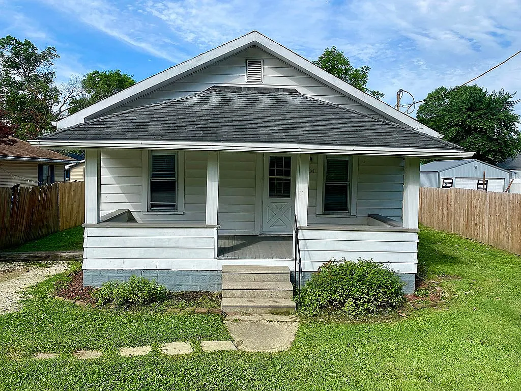 1707 Wabash Ave photo 1
