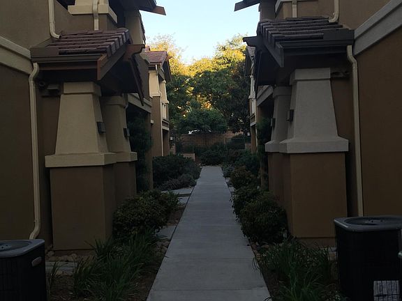 4th image of 16957 Laurel Hill Ln Unit 209