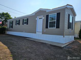 428 Kenbury Rd, Branchburg Township, NJ 08876