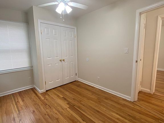 3rd image of 695 Jennings Ave Floor 1