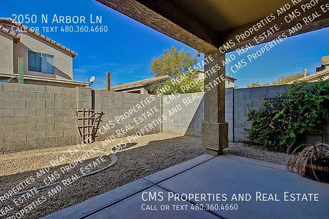 2050 N Arbor Ln — Photo 11