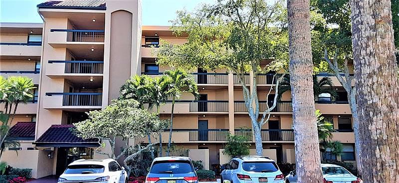 1st image of 500 Egret Cir APT 8410