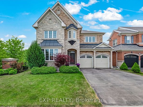 156 Degraaf Cres, Aurora, ON L4G 0X2