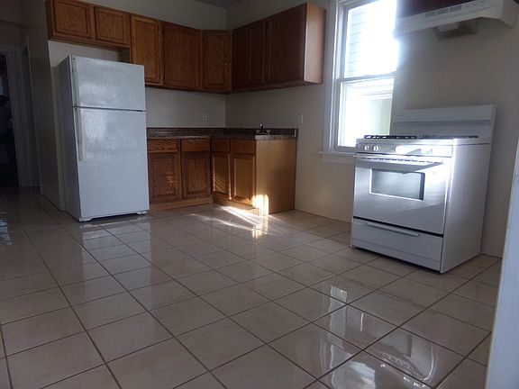 3rd image of 1510 S 49th Ave