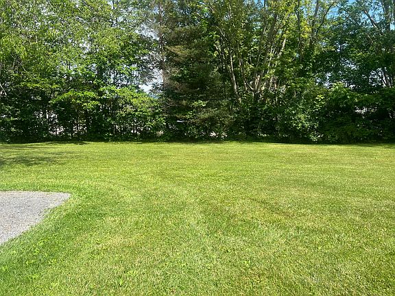 2nd image of 125 & 127 Green Acres Dr