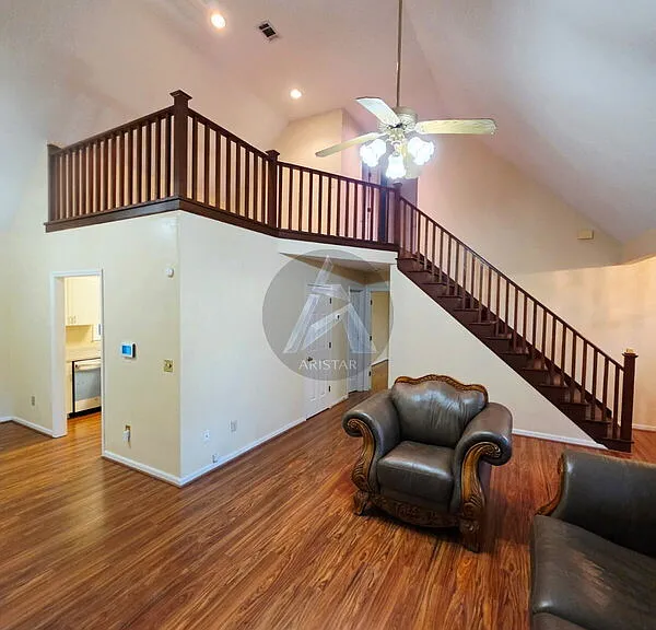 3718 Memorial Pkwy NW — Photo 5
