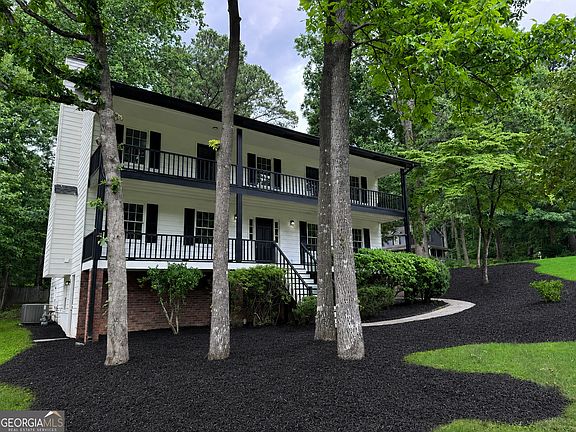 2nd image of 4795 Boxwood Way NW