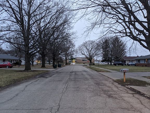 4th image of 4201 N Tillotson Ave