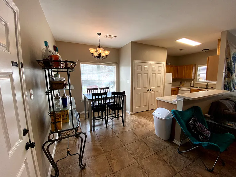 1127 Welsh Ave — Photo 5