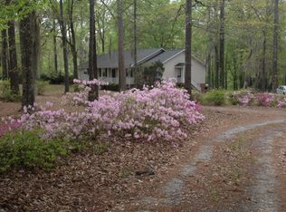 141 N Lake Dr, Sandersville, GA 31082