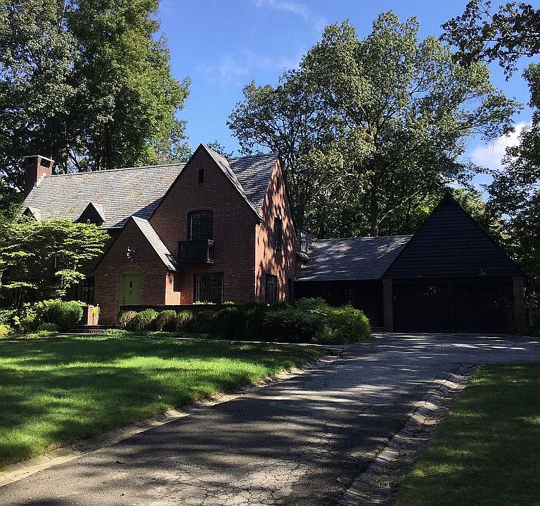 2nd image of 29 Drislane Rd