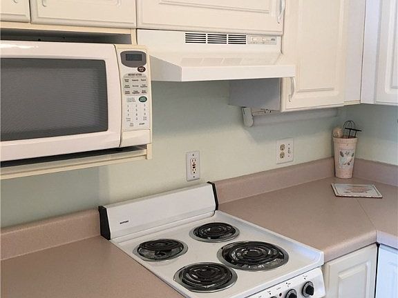 4th image of 5700 Bonita Beach Rd #406