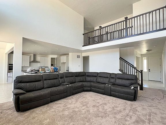 5th image of 2848 S Drake Ave