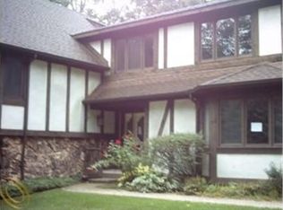 3550 Hazelton Ave, Rochester Hills, MI 48307