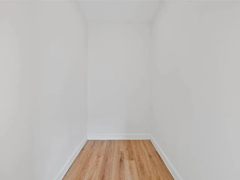 355 Hillview Mills Blvd — Photo 13