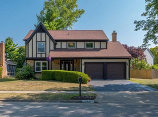 2262 Starleaf Ln, Columbus, OH 43235