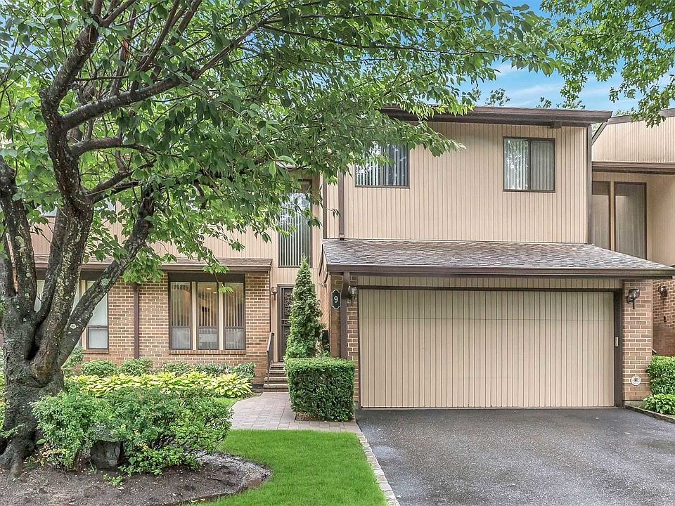 1st image of 9 Wimbledon Dr