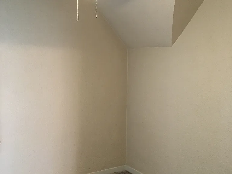106 1st Ave NE #1/2 — Photo 7