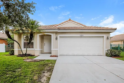 16203 SW 10th St Photo 1