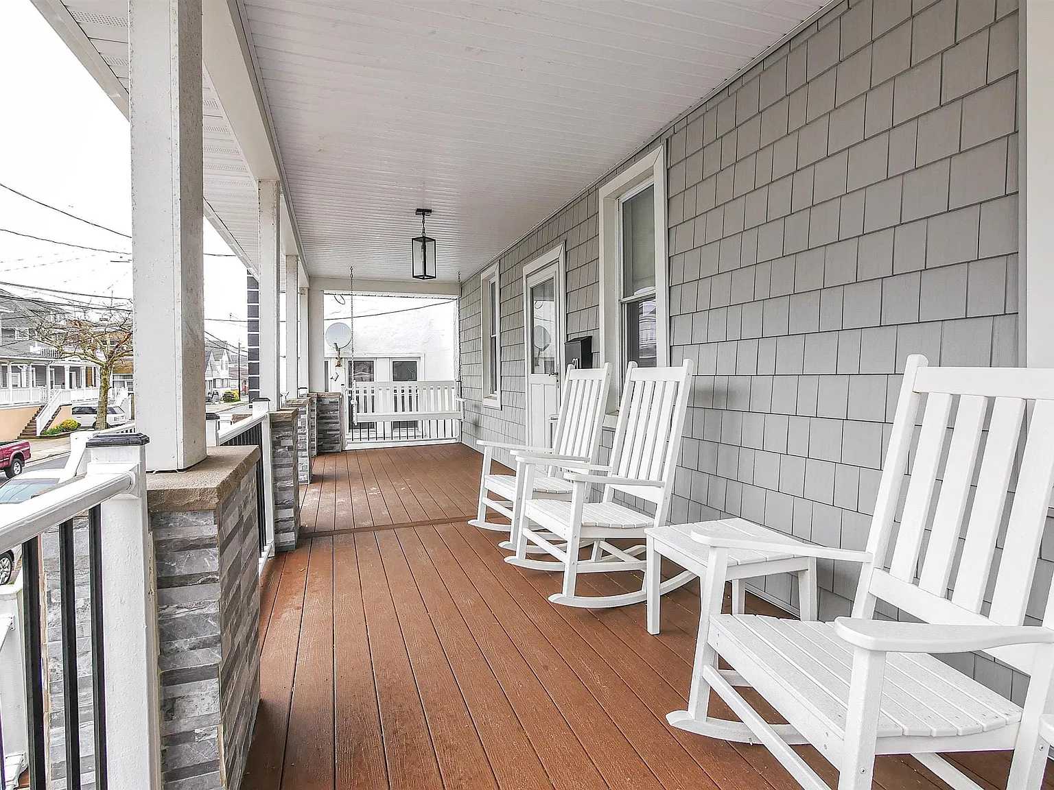 6 bed, 2.5 bath, $2,200 — Photo 3