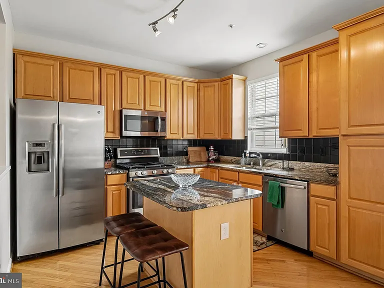 3836 Glebe Meadow Way — Photo 10