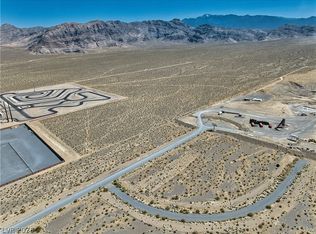 6401 E Crazyhorse St, Pahrump, NV 89061