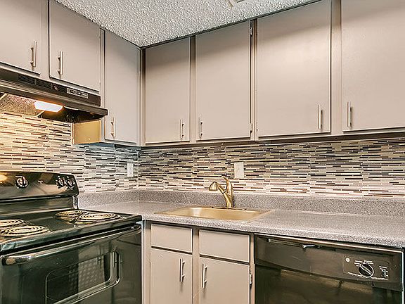 4th image of 3875 Post Oak Blvd #110